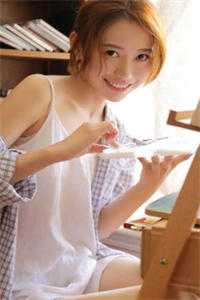 手撕将女儿扔进鳄鱼池的丈夫